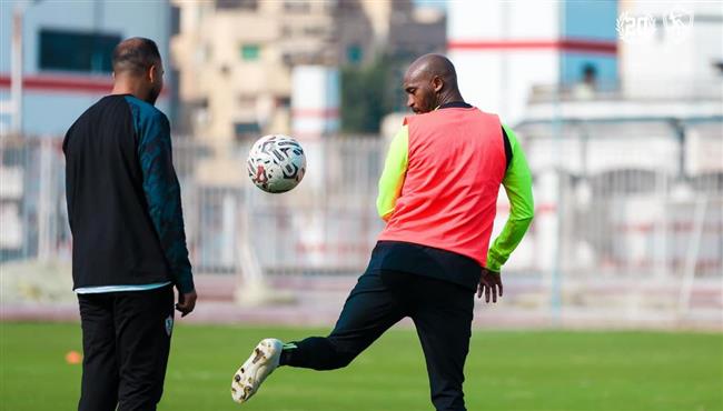 شيكابالا يواصل التأهيل على هامش تدريبات الزمالك