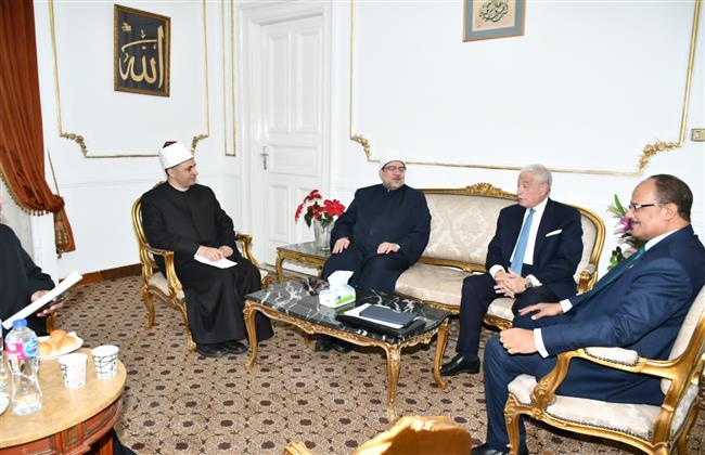 وزير الأوقاف ومحافظ جنوب سيناء يناقشان خطة الاستعداد لشهر رمضان
