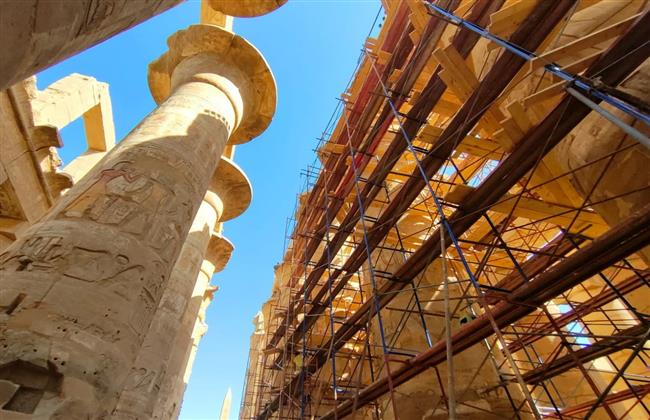 السياحة والآثار : الانتهاء من 95% من مشروع ترميم صالة الأعمدة الكبرى بمعابد الكرنك بـ الأقصر