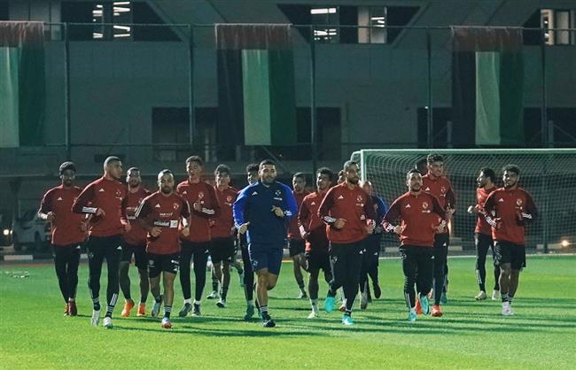 الأهلي يخوض مرانه الأول في معسكره بالإمارات