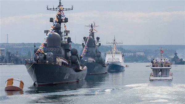 أوكرانيا: روسيا تحتفظ بسفينتين تقومان بمهمات قتالية في البحر الأسود