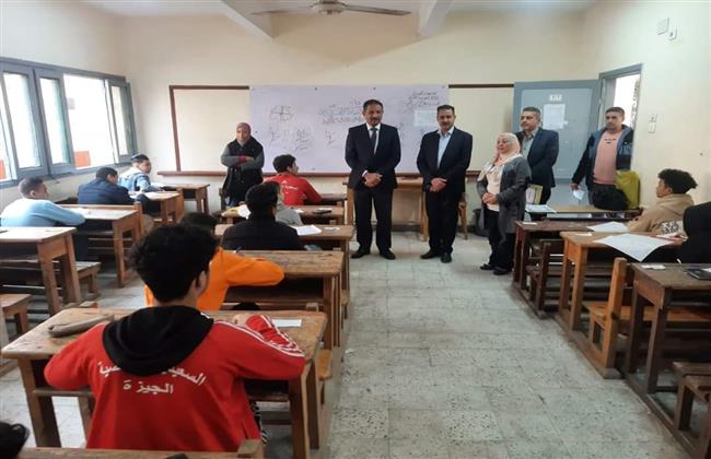 محافظ الجيزة يقرر إيقاف "معلم" عن العمل وإلغاء امتحانات 4 طلاب