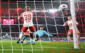 ليفركوزن ينتزع فوزا مثيرا 3-2 على لايبزيج بالدوري الألماني