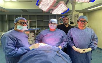   فريق مستشفى سوهاج الجامعي يستأصل ورم سرطاني يزن 500 جرام بالغدة النكافية