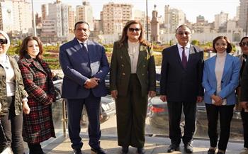   وزيرا "التخطيط" و"التنمية" ومحافظ الإسكندرية يتفقدوا مشروع تطوير ميدان محطة مصر