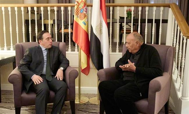 سامح شكري يبحث مع وزير خارجية إسبانيا الأوضاع الإنسانية المتدهورة في غزة