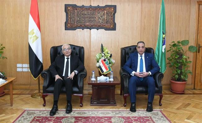 محافظ الفيوم يستقبل وزير التعليم لمتابعة امتحانات الشهادة الإعدادية