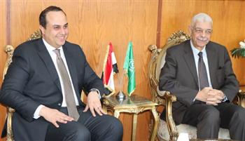   رئيس جامعة المنوفية يلتقي الدكتور أحمد السبكي مساعد وزير الصحة لبحث التعاون