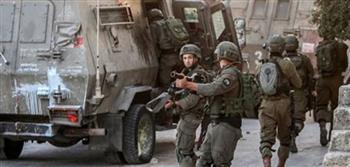 القاهرة الإخبارية: إصابة فلسطينى برصاص قوات الاحتلال خلال اقتحامها مدينة البيرة بالضفة