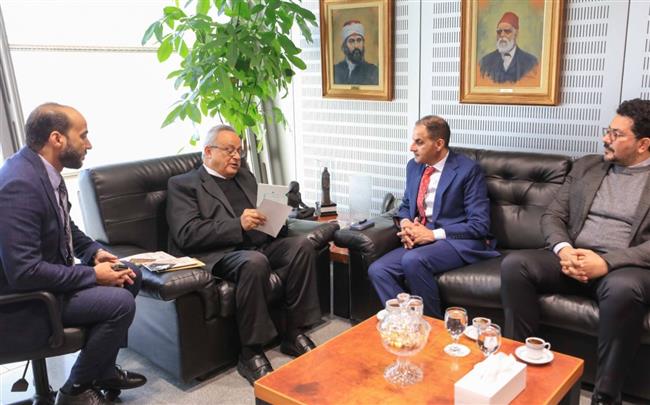 مدير مكتبة الإسكندرية يبحث سبل التعاون مع رئيس مركز أبو ظبي للغة العربية