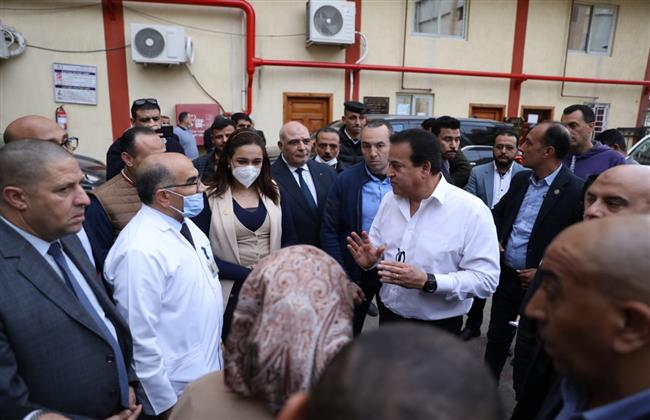 في إطار جولته للمنشآت الطبية بـ البحيرة .. وزير الصحة يتفقد مركز علاج الأورام بدمنهور