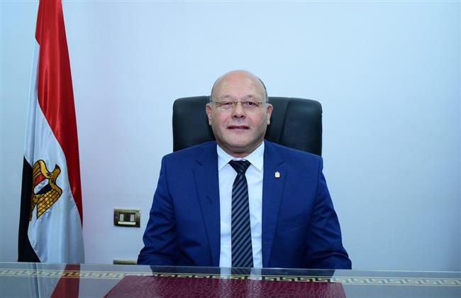 رئيس جامعة سوهاج يعلن الفائزين في مسابقة الطالب والطالبة المثاليين