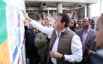 وزير الصحة يتفقد مشروع استكمال إنشاء مستشفى بدر المركزي