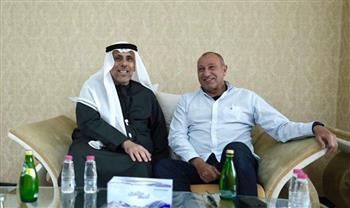 الخطيب يصل ملعب اتحاد كلباء لحضور مباراة الأهلي والأخدود السعودي 
