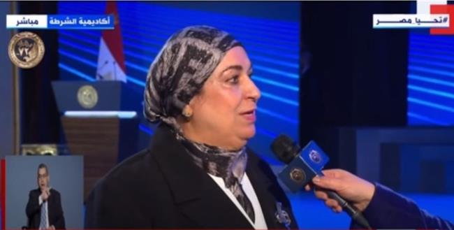 ابنة الشهيد الصياد أثناء تكريم والدها: مصر لا تنسى أبناءها