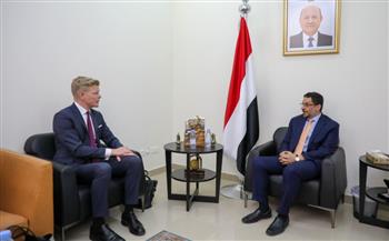   وزير الخارجية اليمني يبحث مع المبعوث الأممي أخر المستجدات بالبلاد