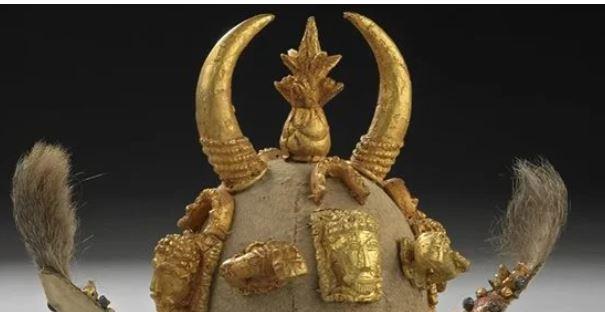  بريطانيا تعيد جواهر العرش المنهوبة لبلدها الأصلي