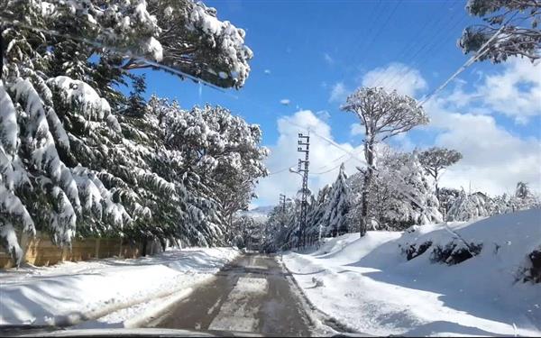 العاصفة دانيلا تضرب لبنان بأمطار عنيفة ورياح شديدة وثلوج على ارتفاع منخفض