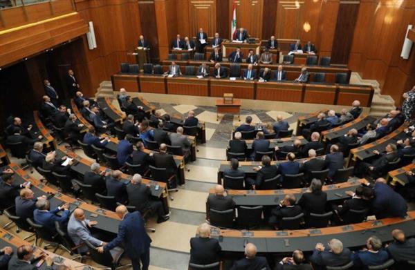 "النواب اللبناني" يقر موزانة العام الجاري ويفرض ضريبة استثنائية