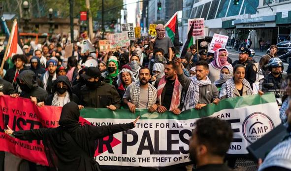 مظاهرة بوسط فيينا للتضامن مع الفلسطينيين في قطاع غزة المحاصر
