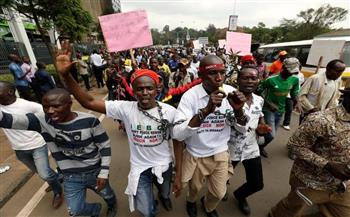   آلاف الأشخاص بـ"نيروبي" ينظمون مسيرة احتجاجية ضد قتل 14 امرأة