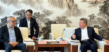   وزير الإسكان يلتقي رئيس شركة "CSCEC" الصينية لتعزيز التعاون المشترك