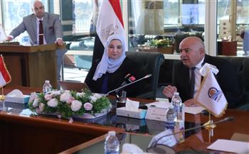   وزيرة التضامن ومحافظ قنا يشهدون إعلان نتائج بحث "جرائم الثأر في صعيد مصر: آليات التدخل وسبل المواجهة"