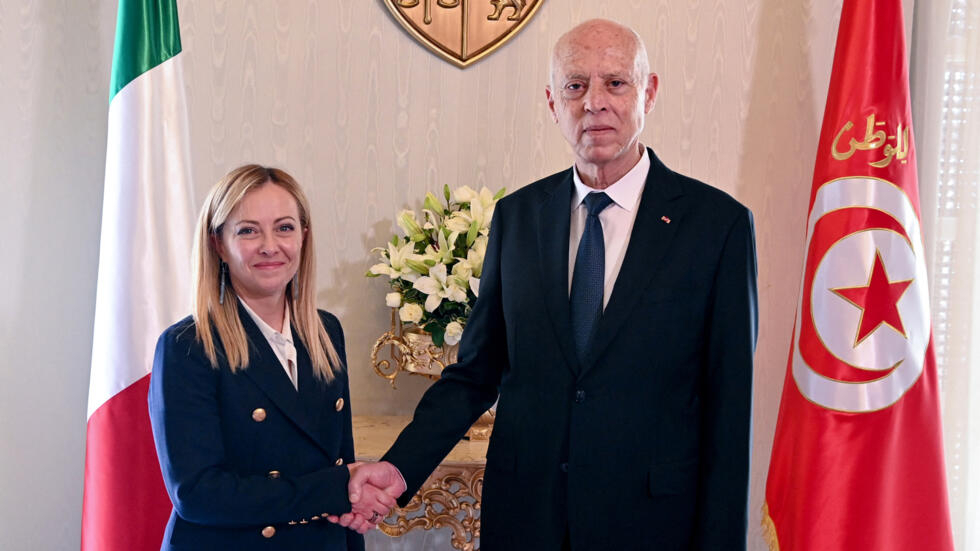 الرئيس التونسي يبحث مع رئيس الوزراء الإيطالية تعزيز العلاقات الثنائية بين البلدين
