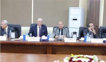 رئيس جامعة المنوفية يشارك في اجتماع المجلس الأعلى للجامعات في أسوان