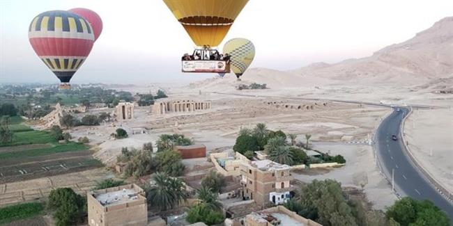 تحليق 60 رحلة بالون طائر في سماء الأقصر