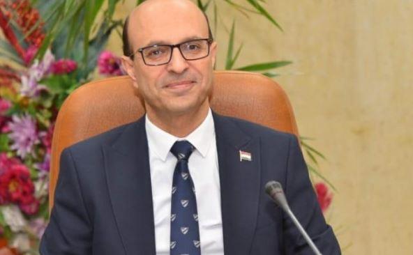 جامعة أسيوط تفتح باب الترشح وتعلن الجدول الزمني لشغل منصب عمادة أربعة كليات