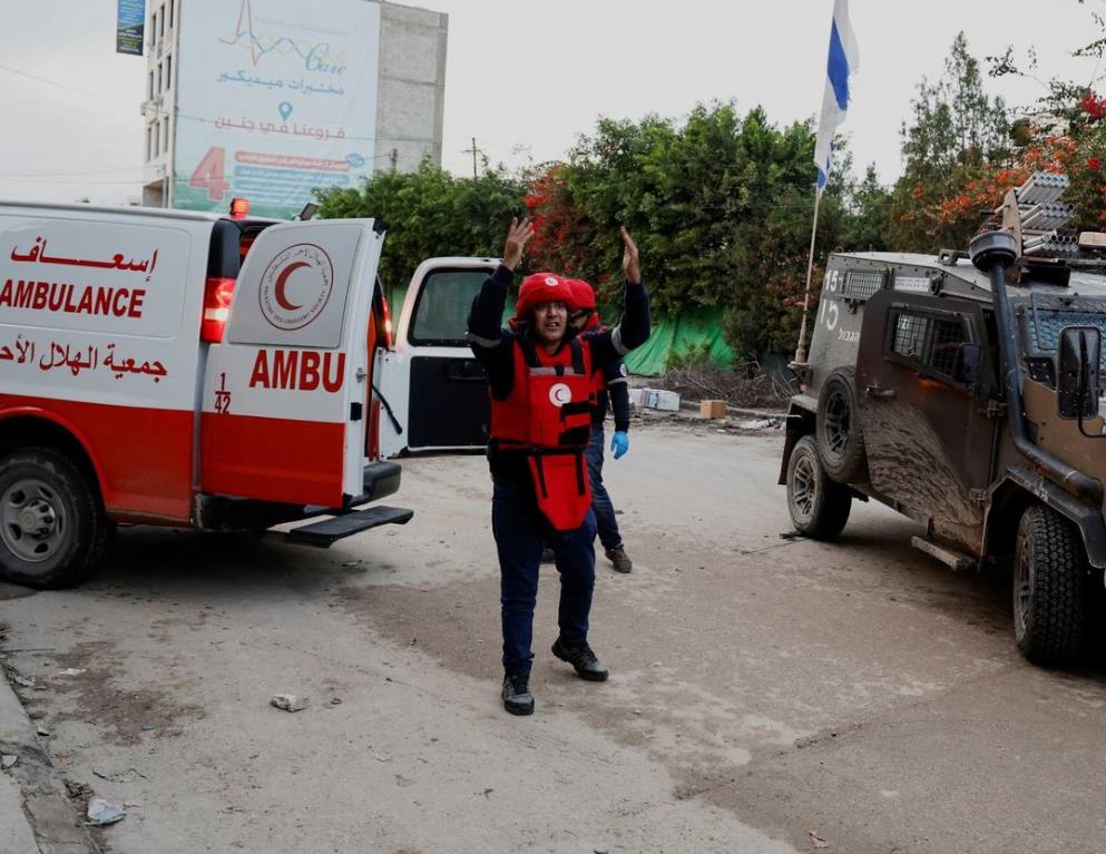 الهلال الأحمر الفلسطيني يحذر من توسيع إسرائيل عملياتها البرية جنوب غزة