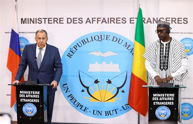 وزيرا خارجية روسيا وجامبيا يبحثان تطورات الأوضاع في منطقة الصحراء والساحل