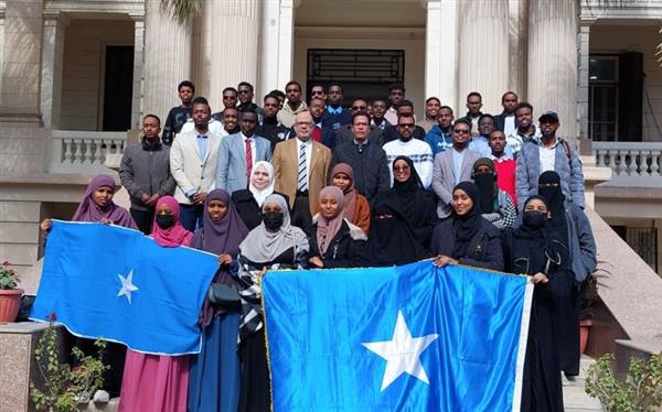 خلال لقائه بالطلاب الوافدين الصوماليين.. الجيزاوي: حريصون على الاستثمار في خريقينا وتطوير الخدمات المقدمة