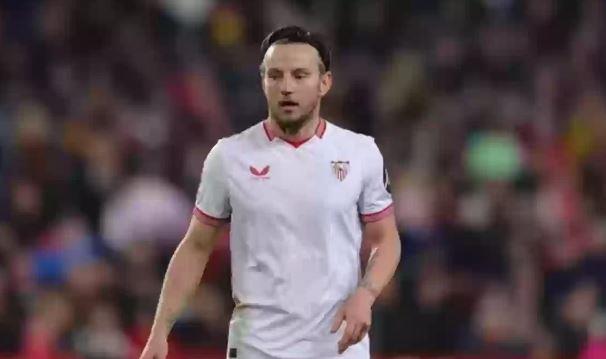 رسميا.. إشبيلية يعلن رحيل راكيتيتش إلى الشباب السعودي