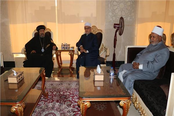 أمين «البحوث الإسلامية» يلتقي الأسقف العام الأرثوذكسي ويناقشان الجهود المشتركة
