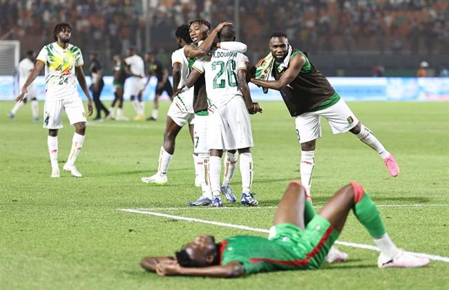 كأس أمم إفريقيا .. مالي تطيح ببوركينا فاسو وتتأهل إلى ربع نهائي 