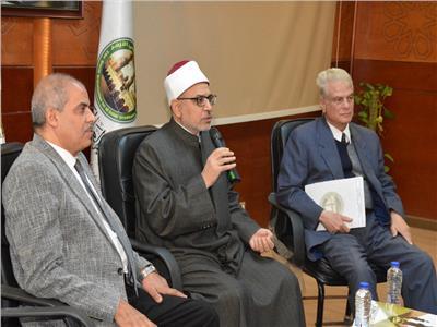 "الضويني" يطالب بتفعيل أنشطة المنظمة العالمية لخريجي الأزهر