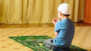 هل يؤجر الطفل على صلاته وعبادته قبل البلوغ والتكليف؟