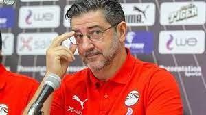 قبل توليه تدريب المنتخب.. مفاجأة بشأن تفاوض الأهلي مع فيتوريا 