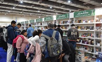   معرض القاهرة الدولي للكتاب يختتم أسبوعه الأول بما يقرب من 2.5 مليون زائر 