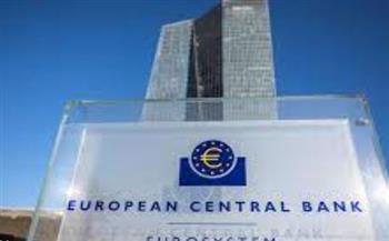   "الفاينانشيال تايمز" تستبعد إقدام بنوك أوروبا المركزية على خفض أسعار الفائدة قريبًا