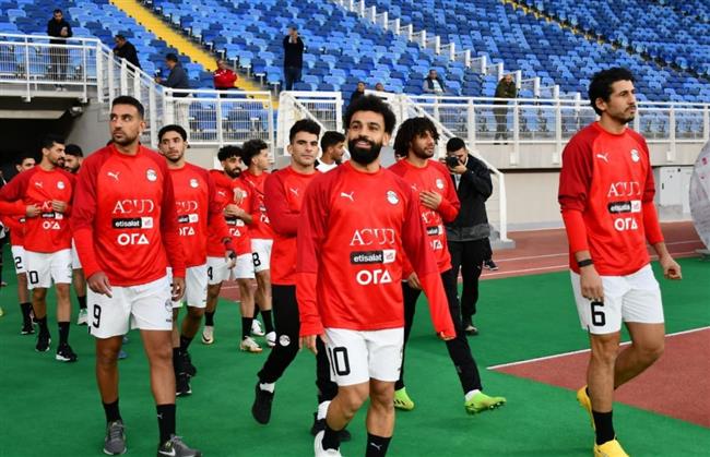 محمد صلاح ينضم لتدريبات منتخب مصر بـ "لوك جديد"