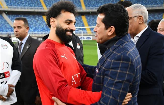 وزير الرياضة لـ محمد صلاح: عاوزين الكأس يا أبو مكة