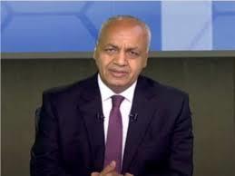 مصطفى بكري يهنئ الأخوة الأقباط بحلول عيد الميلاد المجيد