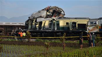   وزير إندونيسى: من الضروري التعامل مع ضحايا تصادم قطاري باندونج بشكل جيد