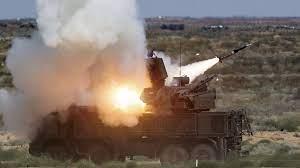    الدفاع: الدفاعات الجوية الروسية تدمر 4 صواريخ أوكرانية فوق شبه جزيرة القرم