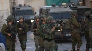 اشتباكات بين فلسطينيين وقوة إسرائيلية اقتحمت جنين بالضفة