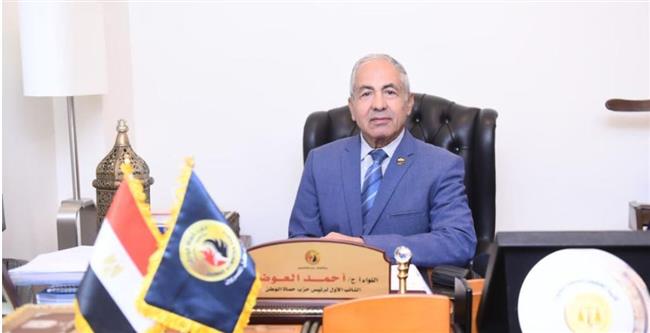  رئيس "دفاع النواب" يهنئ البابا تواضروس.. ويؤكد: 7 يناير عيد لكل المصريين