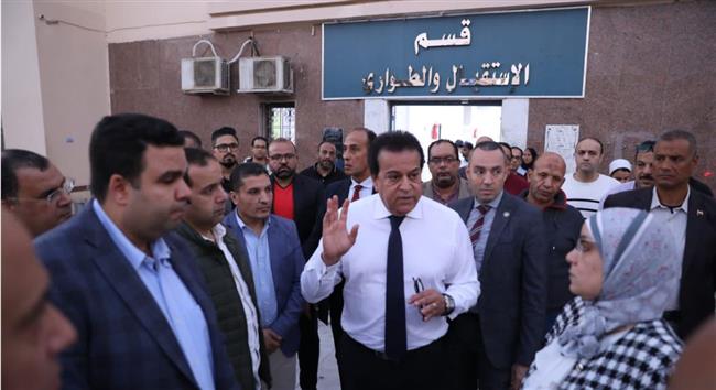 وزير الصحة يوجه بسرعة تشغيل مستشفى السويس العام 